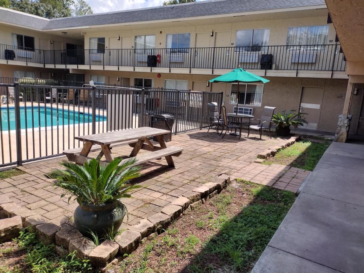 Fairbridge Inn & Suites Richmond Hill Exteriör bild